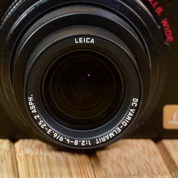 Panasonic Lumix DMC-LX2 10.2MP Digital Camera, Leica Lens, Made in Japan - Picture 6 of 9